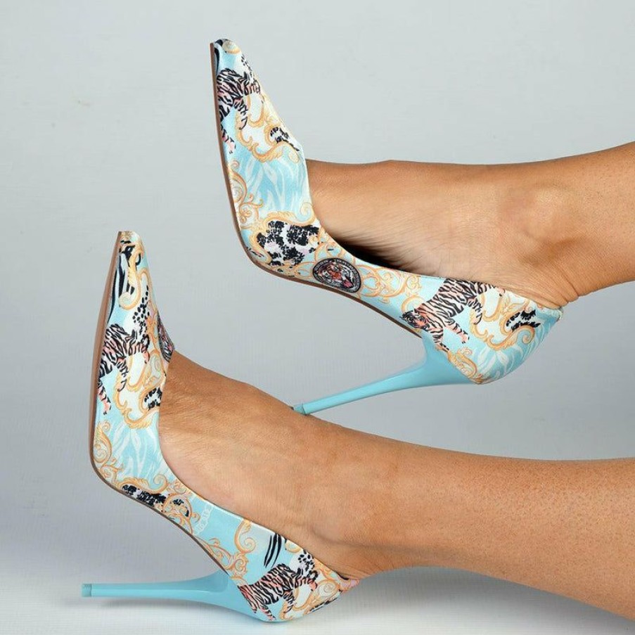 * Madison Maxine Printed Court Heels Blue New In Madison Heart Of New York Heels