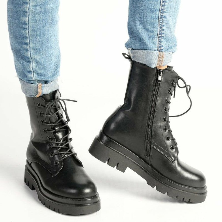 * Madison Kiki Chunky Military Boot Black Top Selling Madison Heart Of New York Boots