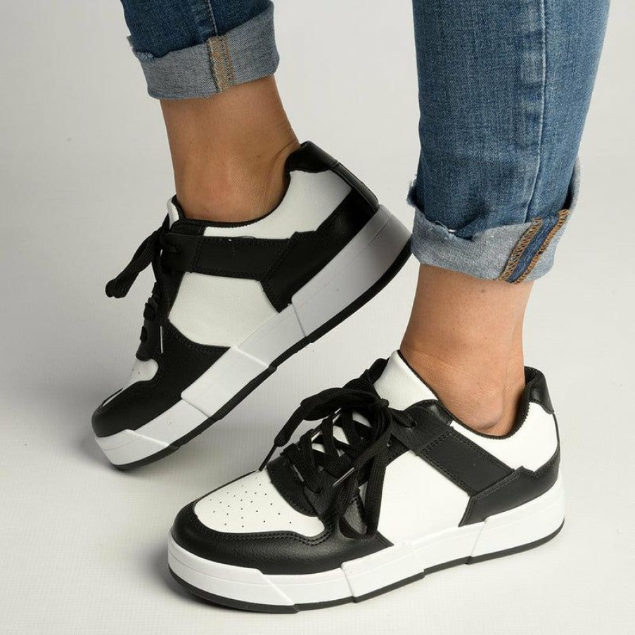 * Madison Tess 2 Tone Sneaker Black/White Best Sale Madison Heart Of New York Sneakers