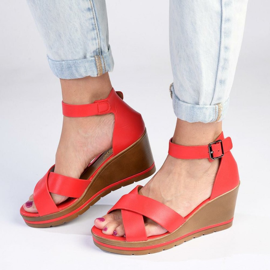 * Alessio Closed Back Wedge Red With Discount Wedges