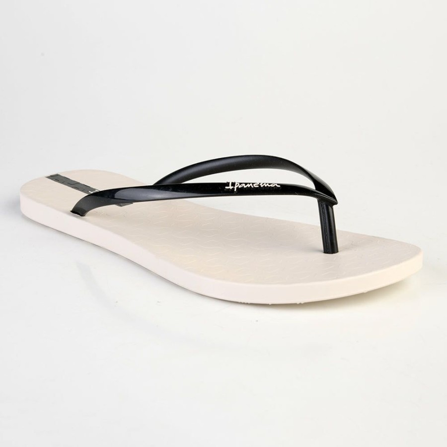 * Ipanema Thong Sandals Beige/Black With Discount Sandals